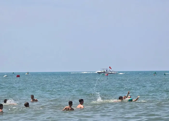 Апартаменты Holiday Home